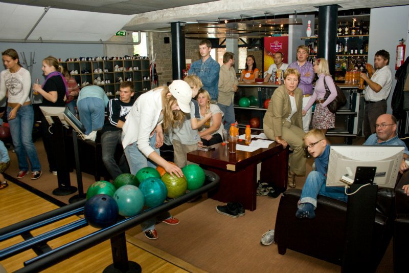 suurperede-bowling-200